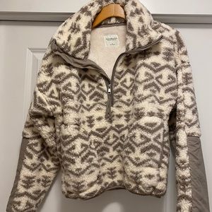 Abercrombie half zip sherpa pullover